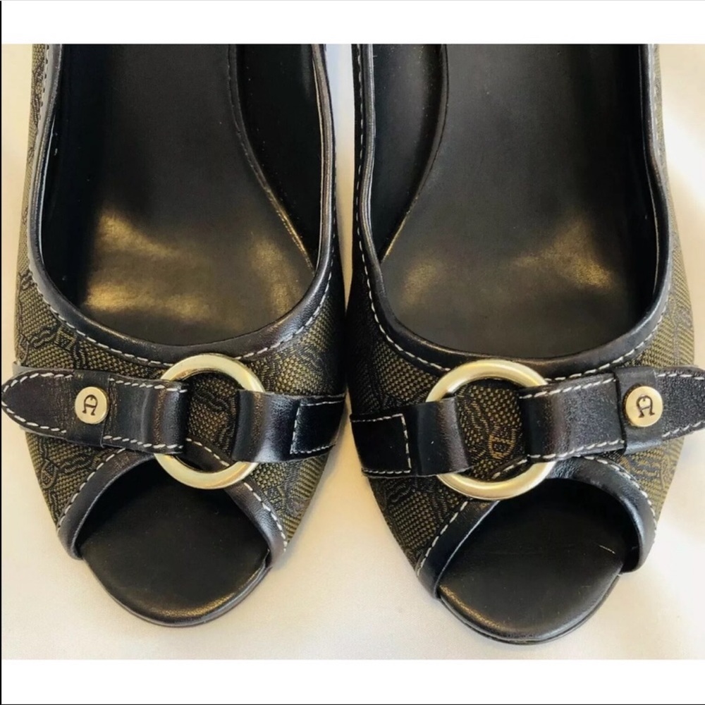 Etienne Aigner Shoes Open Toes Logo Kitten Heels